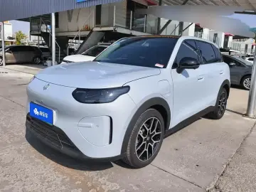 Leapmotor A10