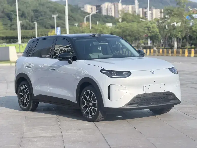 2026 Leapmotor A10 с пробегом 1 300 км