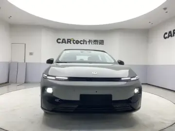 2025 Leapmotor B01 с пробегом 100 км