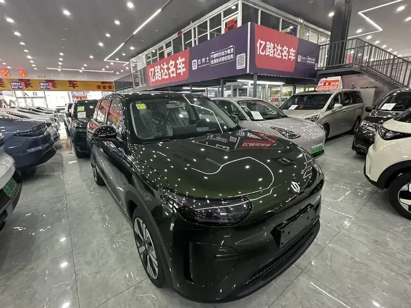 2026 Leapmotor A10 с пробегом 100 км