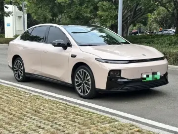 2025 Leapmotor B01 с пробегом 39 800 км