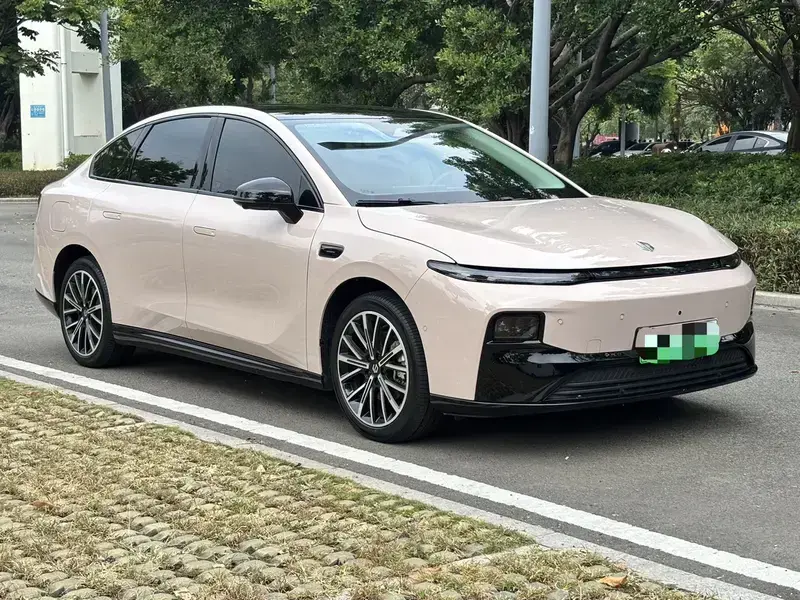2025 Leapmotor B01 с пробегом 39 800 км
