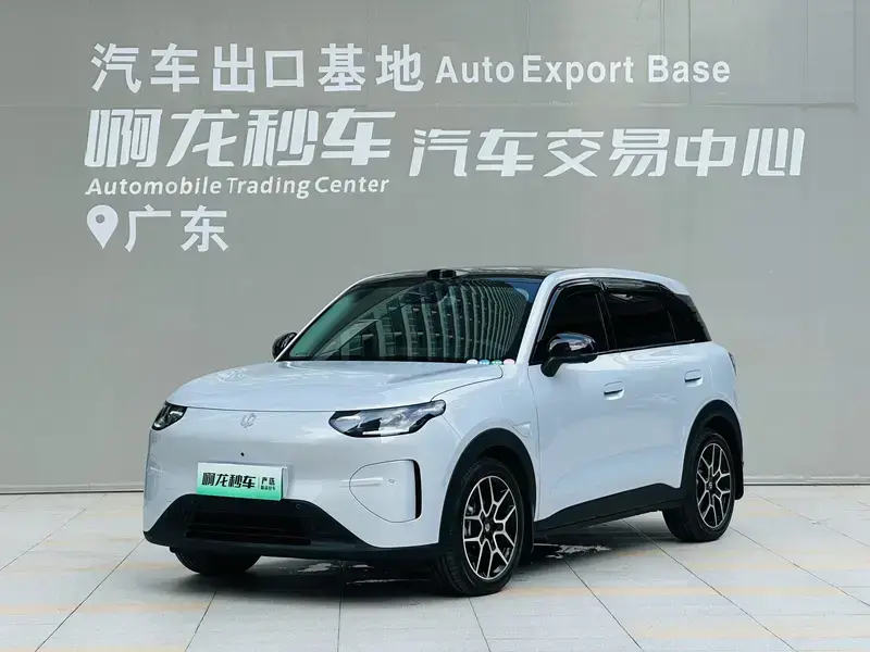 2026 Leapmotor A10 с пробегом 5 000 км
