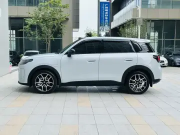 2026 Leapmotor A10 с пробегом 5 000 км