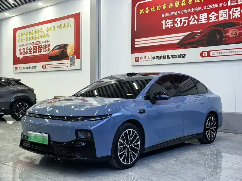 2025 Leapmotor B01 с пробегом 17 000 км