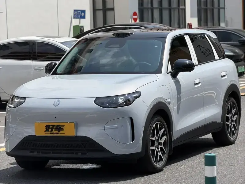 2026 Leapmotor A10 с пробегом 5 000 км