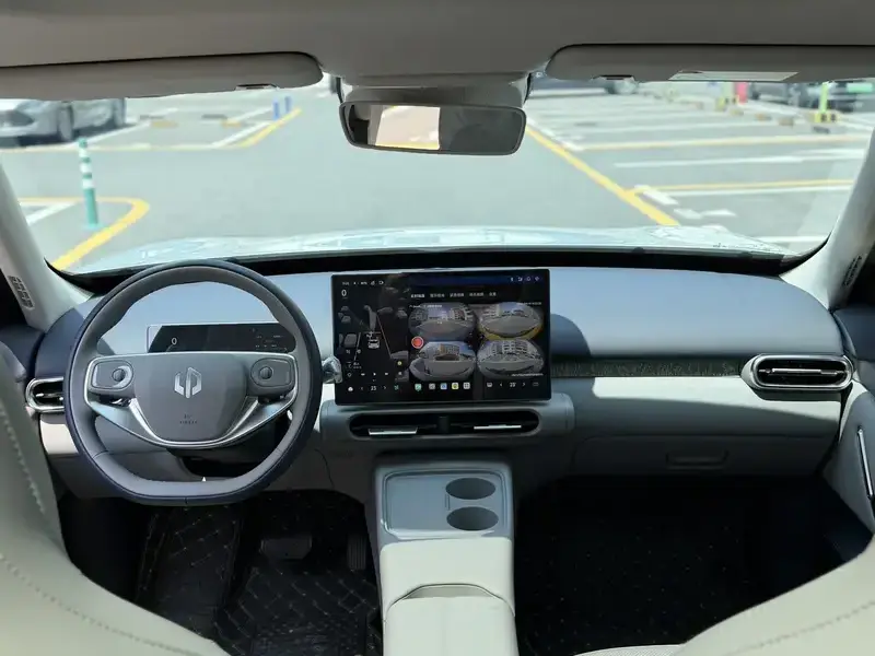 2026 Leapmotor A10 с пробегом 5 000 км