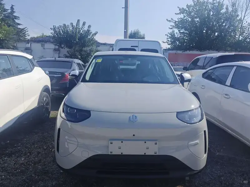 2026 Leapmotor A10 с пробегом 100 км
