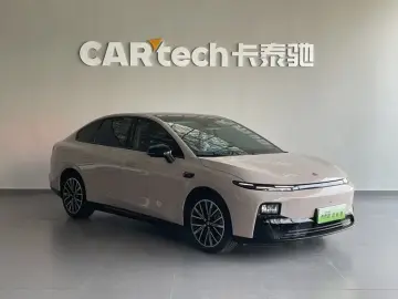 2025 Leapmotor B01 с пробегом 7 000 км