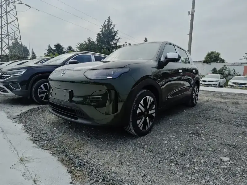 2026 Leapmotor A10 с пробегом 100 км