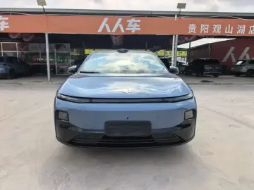 2025 Leapmotor B01 с пробегом 3 500 км