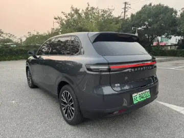2025 Leapmotor B10 с пробегом 20 000 км