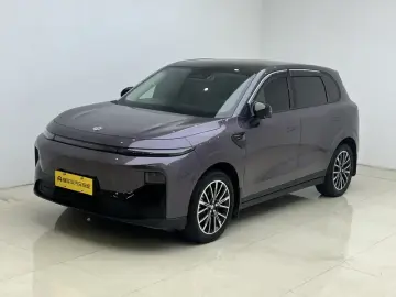 Leapmotor B10
