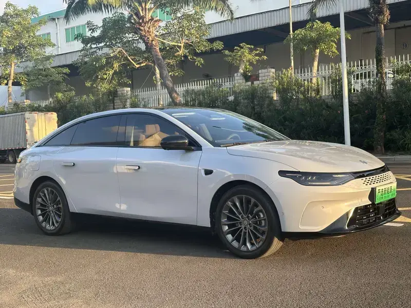 2024 Leapmotor C01 с пробегом 33 000 км