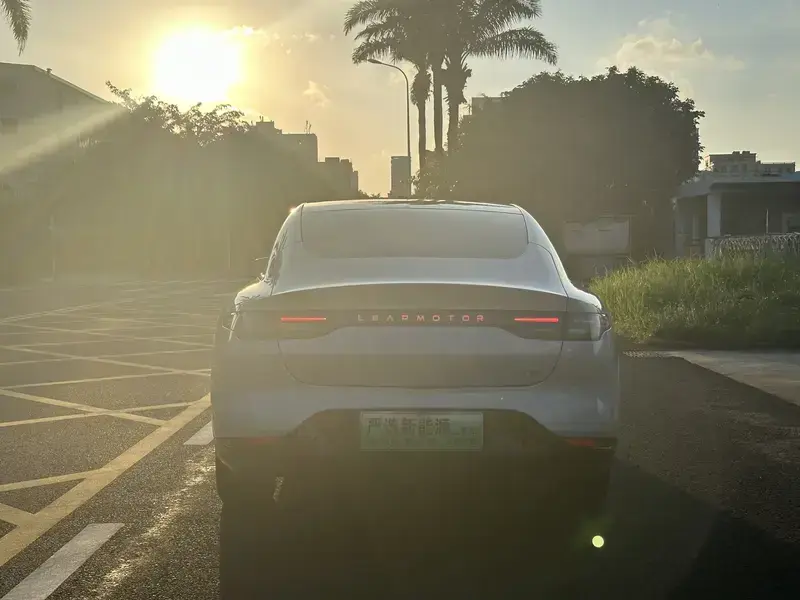 2024 Leapmotor C01 с пробегом 33 000 км