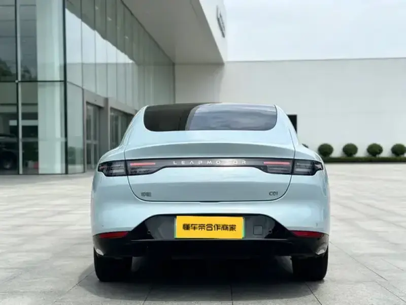 2023 Leapmotor C01 с пробегом 30 000 км