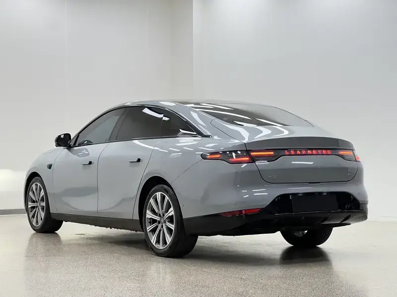 2024 Leapmotor C01 с пробегом 30 000 км