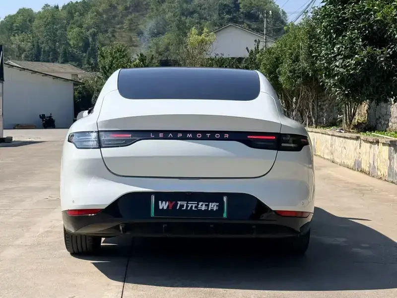 2022 Leapmotor C01 с пробегом 41 000 км