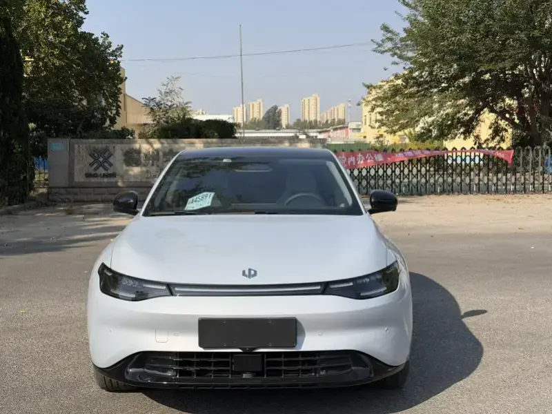 2024 Leapmotor C01 с пробегом 50 000 км