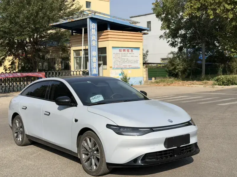 2024 Leapmotor C01 с пробегом 50 000 км