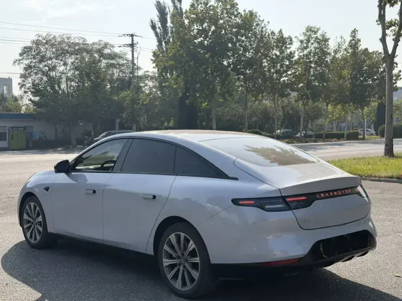 2024 Leapmotor C01 с пробегом 50 000 км