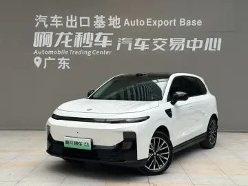 Leapmotor B10