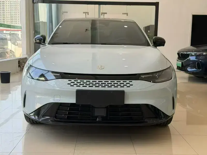 2023 Leapmotor C01 с пробегом 19 000 км