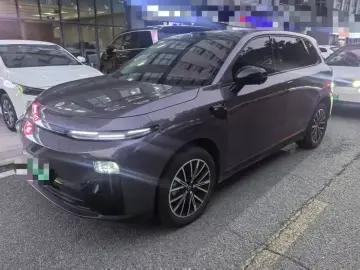 2025 Leapmotor B10 с пробегом 10 000 км