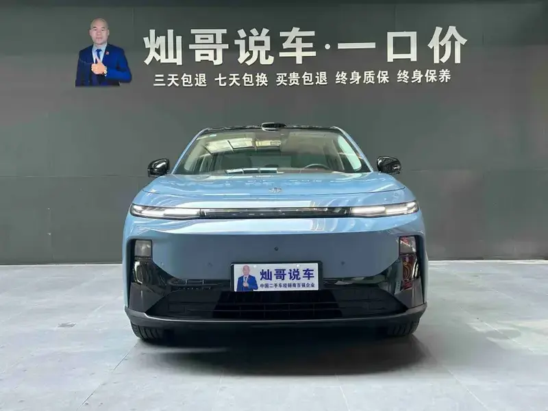 2025 Leapmotor B10 с пробегом 15 000 км