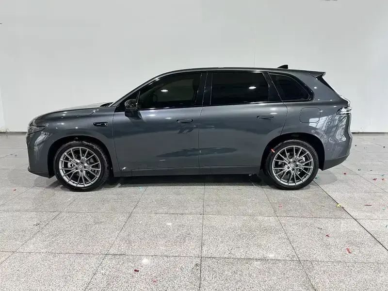2024 Leapmotor C10 с пробегом 40 800 км