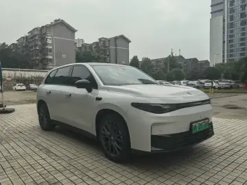 2026 Leapmotor C10 с пробегом 15 000 км