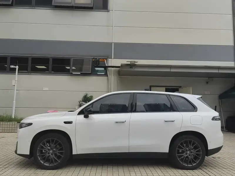 2026 Leapmotor C10 с пробегом 15 000 км