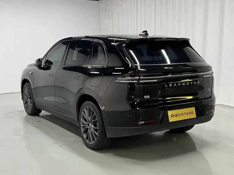 2026 Leapmotor C10 с пробегом 21 500 км