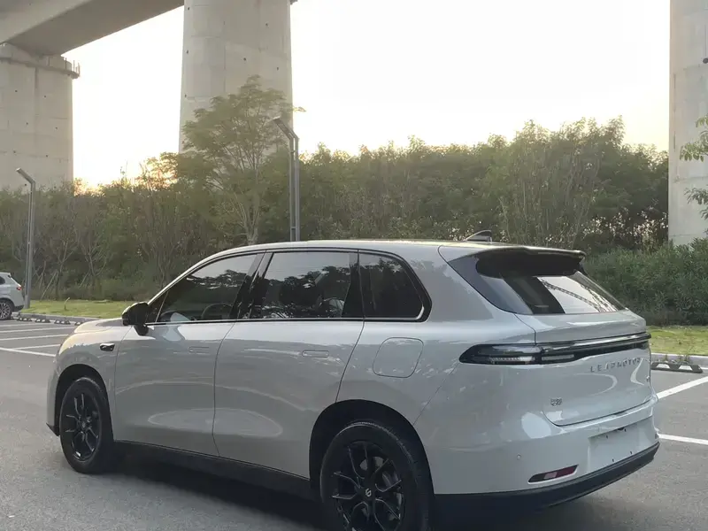 2024 Leapmotor C10 с пробегом 7 000 км