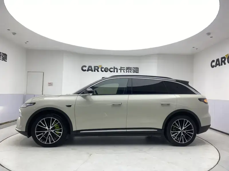 2026 Leapmotor C11 с пробегом 8 400 км
