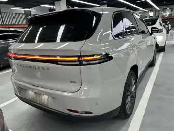 2024 Leapmotor C10 с пробегом 18 000 км