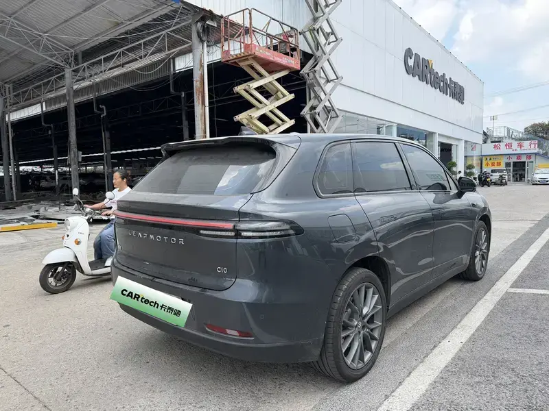 2024 Leapmotor C10 с пробегом 29 000 км