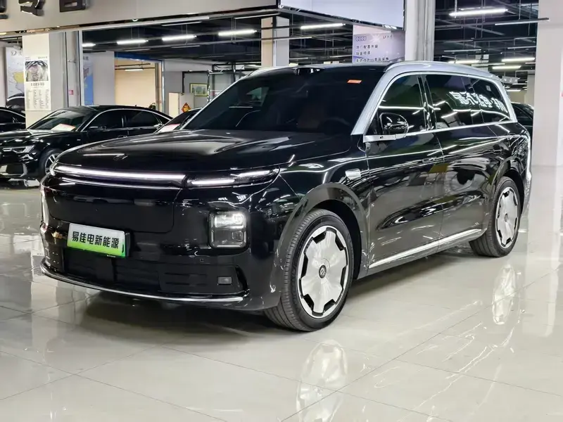 2026 Leapmotor D19 с пробегом 1 000 км