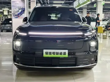 2026 Leapmotor D19 с пробегом 1 000 км