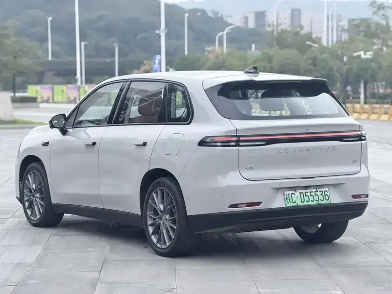 2026 Leapmotor C10 с пробегом 16 400 км
