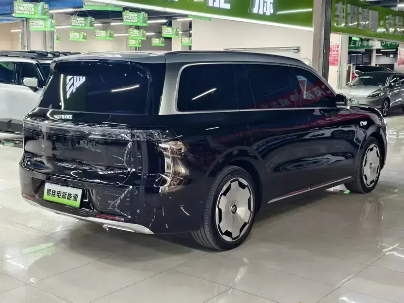 2026 Leapmotor D19 с пробегом 1 000 км