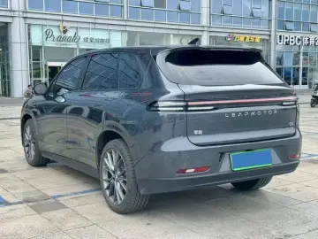 2024 Leapmotor C10 с пробегом 40 600 км