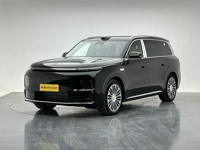 2026 Leapmotor D19 с пробегом 100 км