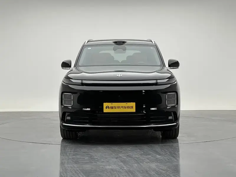 2026 Leapmotor D19 с пробегом 100 км