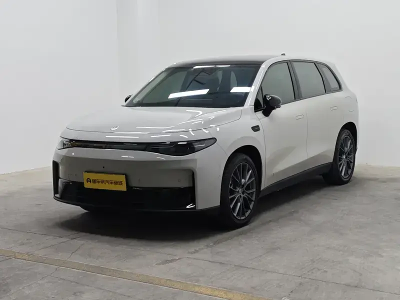 2024 Leapmotor C10 с пробегом 28 600 км