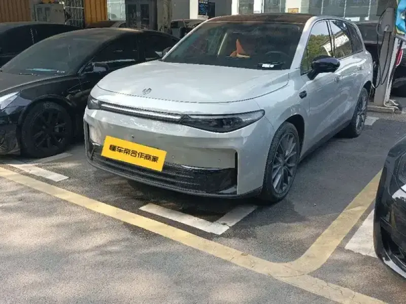 2024 Leapmotor C10 с пробегом 23 300 км