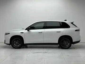 2026 Leapmotor C10 с пробегом 1 400 км