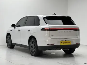 2026 Leapmotor C10 с пробегом 1 400 км