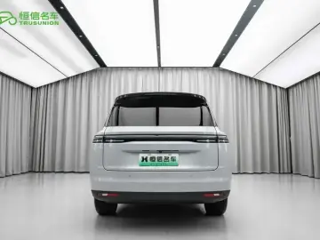 2026 Leapmotor C16 с пробегом 10 900 км