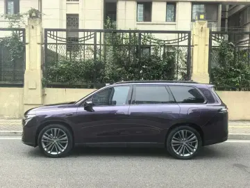 2024 Leapmotor C16 с пробегом 27 000 км